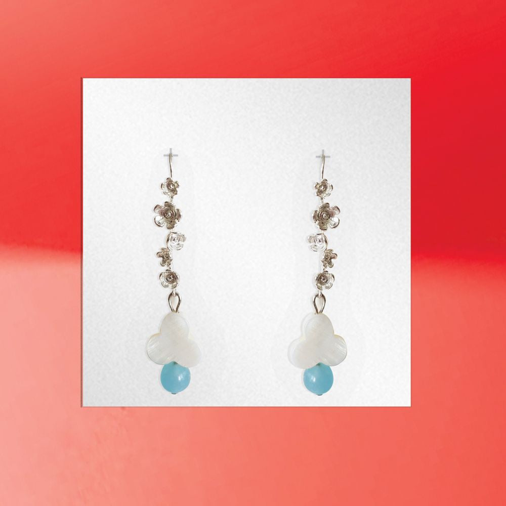 Shimmer White Earring Card 3" x 3"