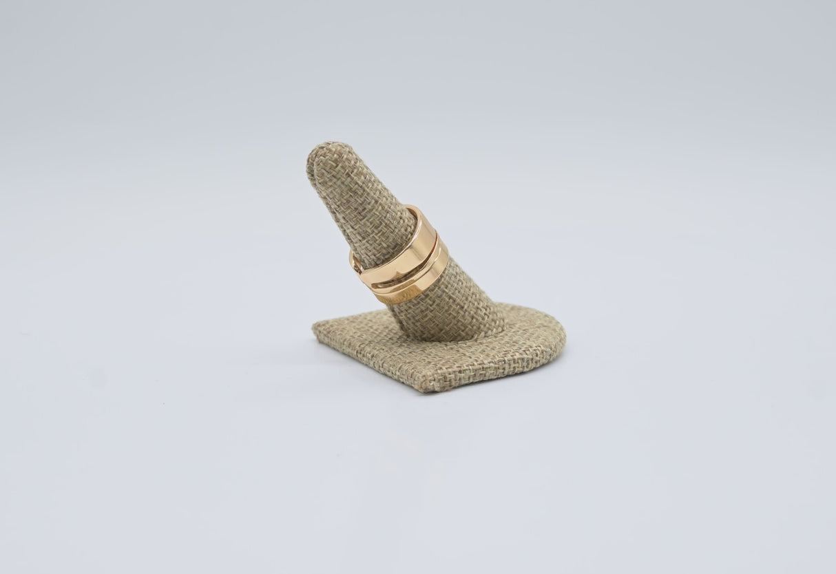 Brown Burlap Single Finger Ring Display - 2" Tall