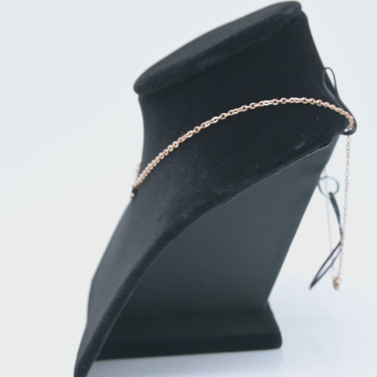 Black Velvet Low-Profile Jewelry Necklace Bust, 5" Tall