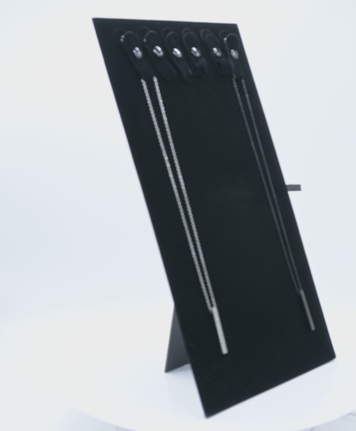 Chain Board with 6 Snaps Black