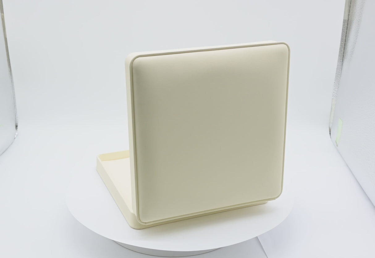Cream Leatherette Jewelry Necklace Boxes