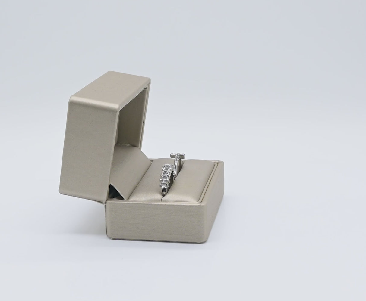 Luxury Silver Luna Wide Jewelry Ring Gift Box