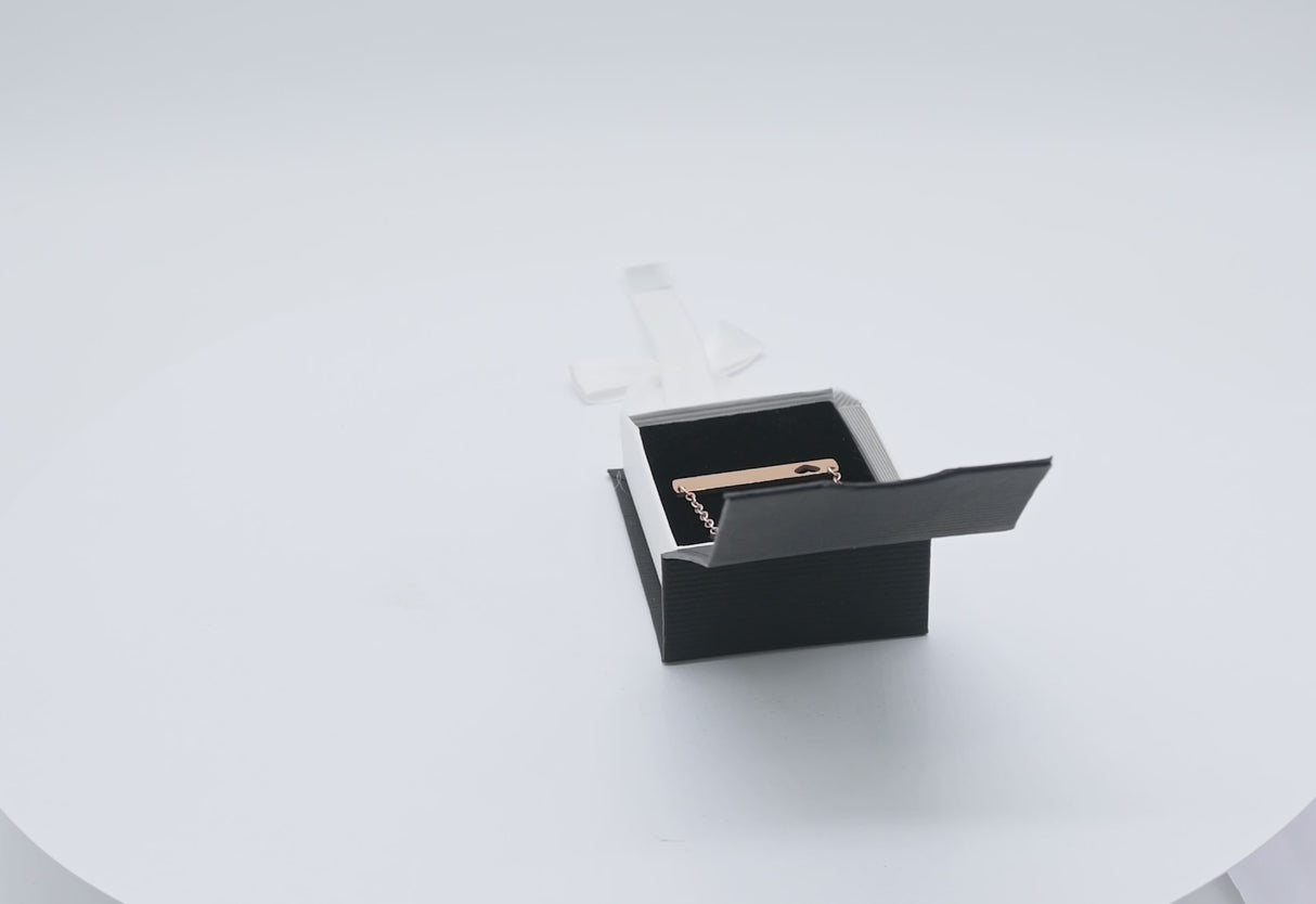 Black and White Magnetic Ribbon Jewelry Pendant Boxes