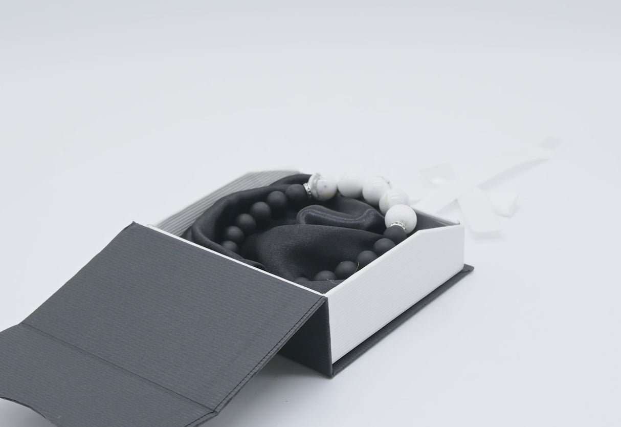 Black & White Magnetic Ribbon Paper Bangle & Watch Gift Boxes