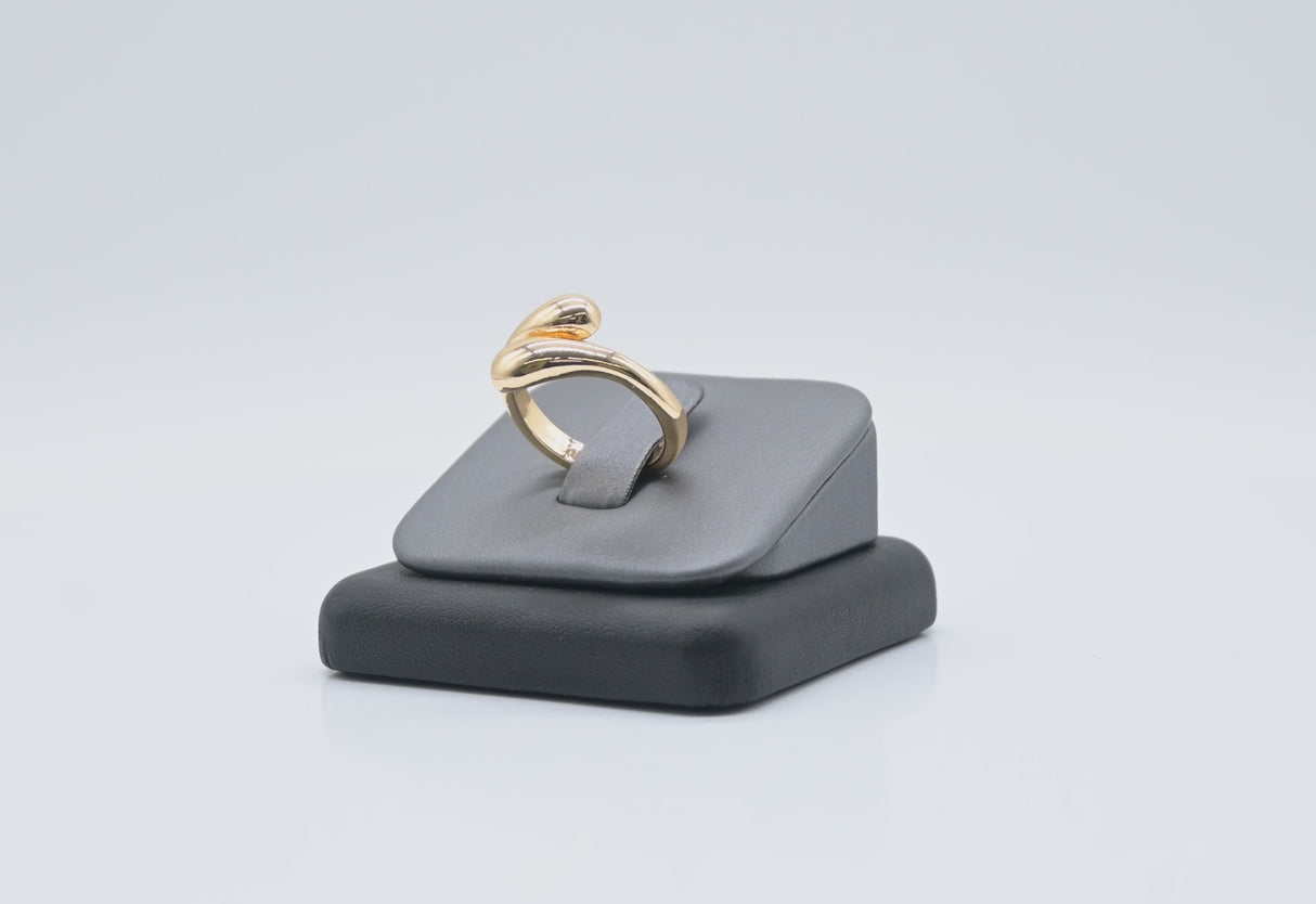 Steel Faux Leather Trim Ring Display with Clip