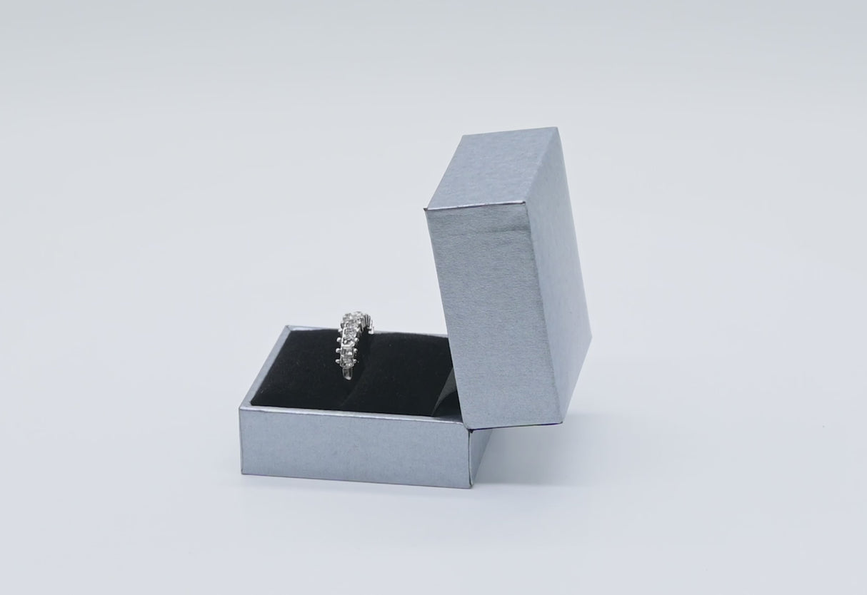 Metallic Silver Leatherette Jewelry Ring Boxes