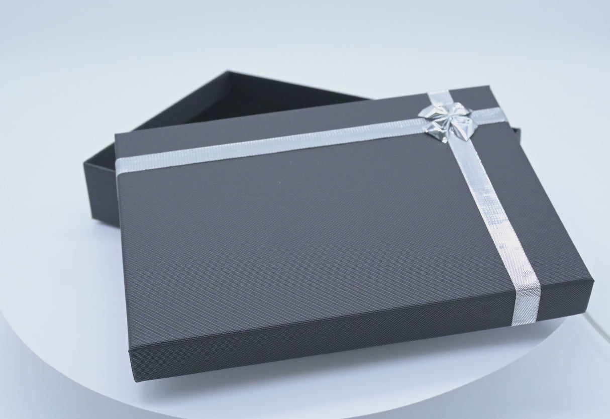 Black Paper Silver Bow-Tie Jewelry Necklace Boxes