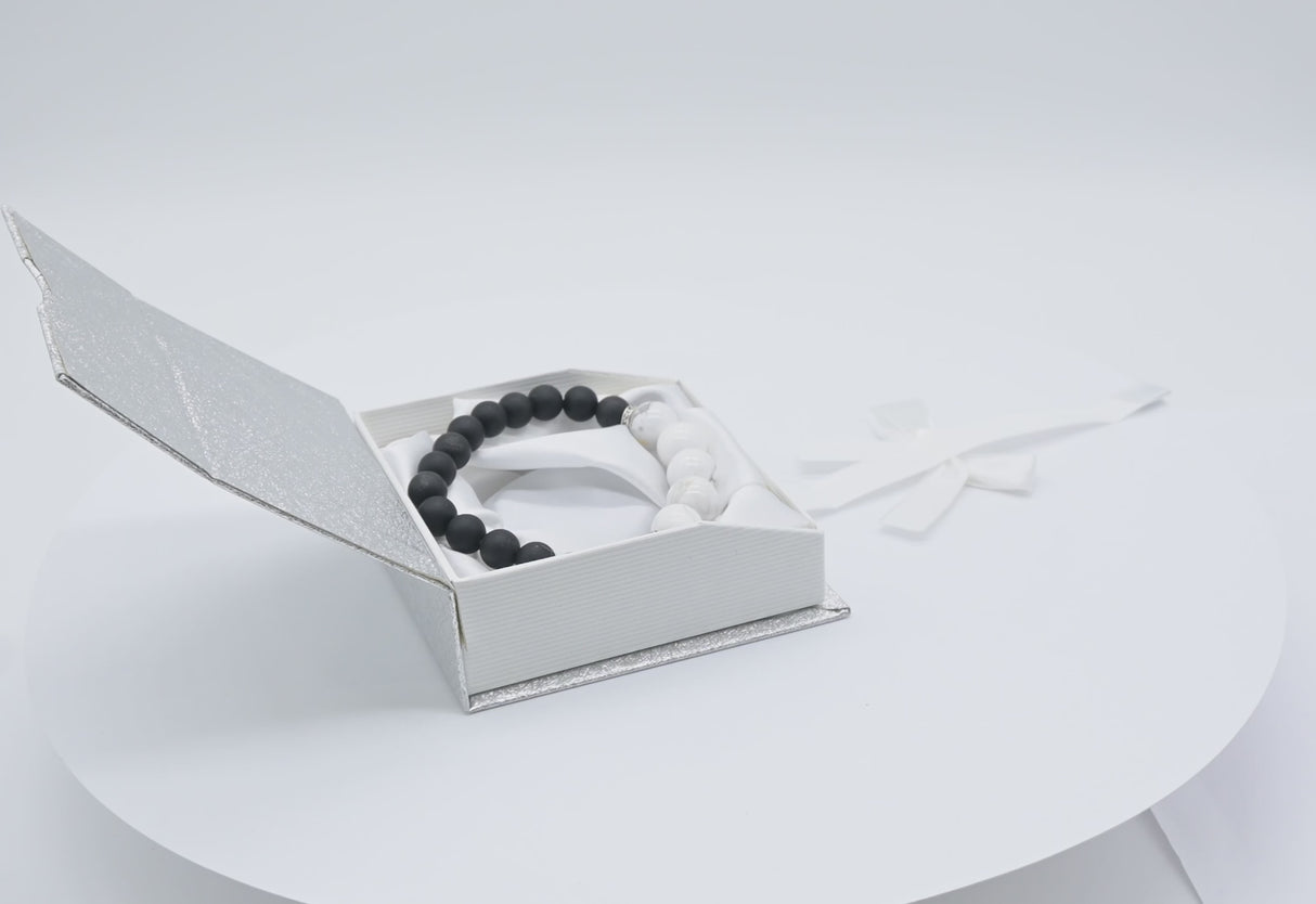 Silver and White Magnetic Ribbon Jewelry Watch or Bangle Boxes